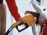 В Мелитополе бензин дороже, чем в столице