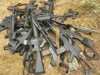 Милиция призывает мирных граждан сдавать свои автоматы, гранаты и боеприпасы