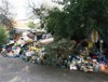 Горы мусора в центре города - 20 лет
