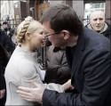 Тимошенко амнистируют, а Луценко - отпустят по болезни