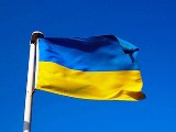 Запорожские швеи пошили 100-метровый флаг Украины.