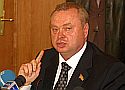 Запорожский губернатор Александр Пеклушенко объявил войну