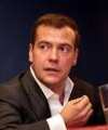Медведев пообещал защитить украинских журналистов
