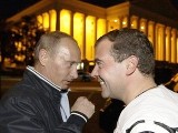 Медведев: 'Путин-не шпион! Мы с ним одной крови!'