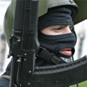 Запорожской молодёжи  за деньги предлагают взять в руки... оружие!