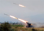 Украинские каратели уничтожают Николаевку огнем артиллерии и Смерчей