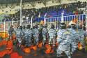 Милиция 'разоружила' запорожских фанов