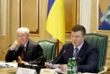 Янукович приказал Азарову «почистить» Кабмин