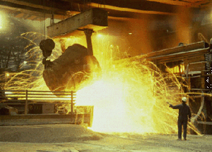 В Бердянске на заводе по выпуску насосов произошел выброс расплавленного металла