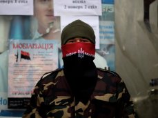 Боевики Яроша грубо «развернули» украинского генерала