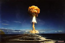 Ядерное устрашение - единственный рычаг, оставшийся у США