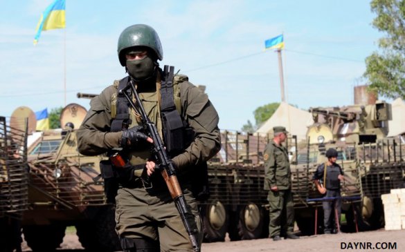 90 тысяч украинских боевиков готовы атаковать Донбасс