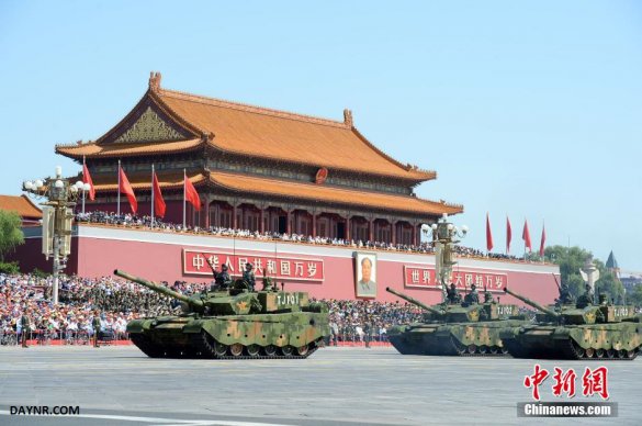 В Пекине состоялся грандиозный парад - ФОТО, ВИДЕО