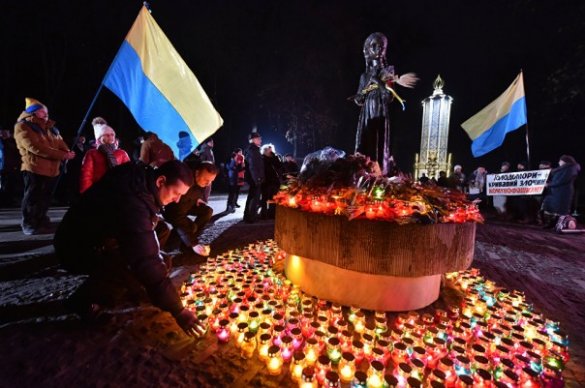 Украина требует от Европы признать ее страной-инвалидом. Нюра Н. Берг