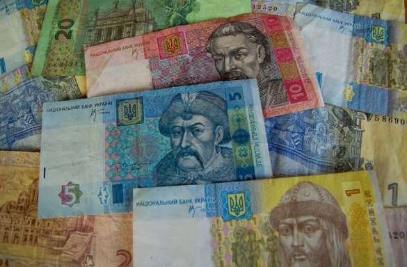 Принят закон по списанию долгов крымчан перед украинскими банками