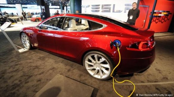 Deutsche Welle: Электромобили Tesla лишены льготы в Германии из-за подлога