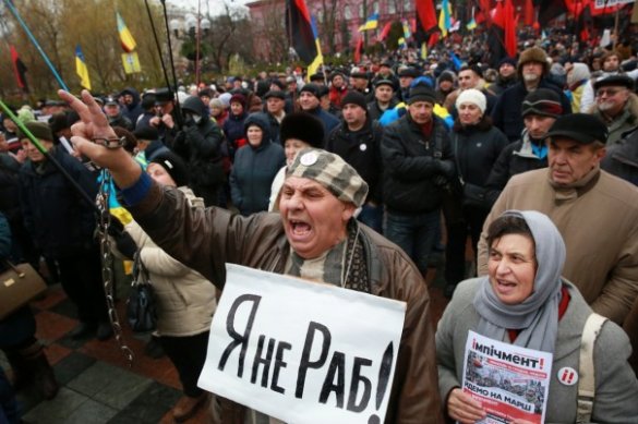 Сторонники Саакашвили на митинге в Киеве выдвинули четыре требования к Верховной раде