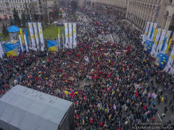 Сторонники Саакашвили на митинге в Киеве выдвинули четыре требования к Верховной раде