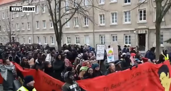 Протесты в Германии против произвола в полиции