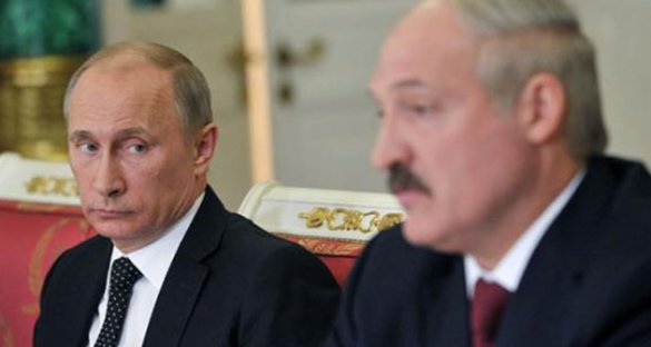 Белорусский баланс или шпагат Лукашенко