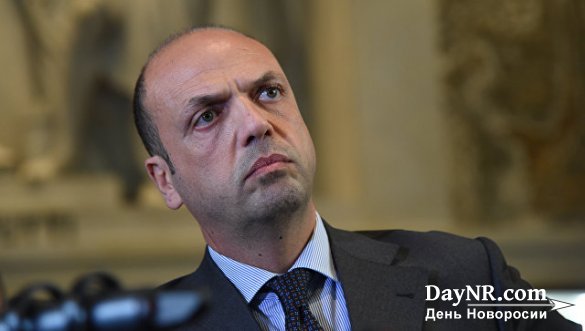 Глава МИД Италии совершит визит в Россию и на Украину