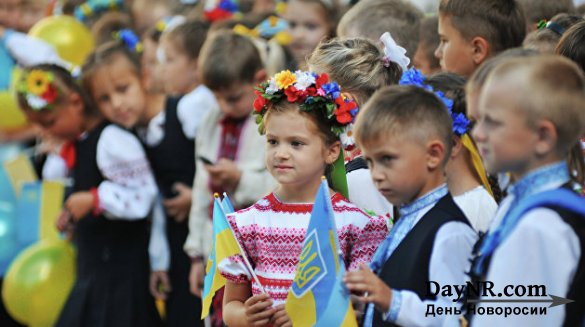 Олейник: Долг Украины расписан даже на малолетних детей