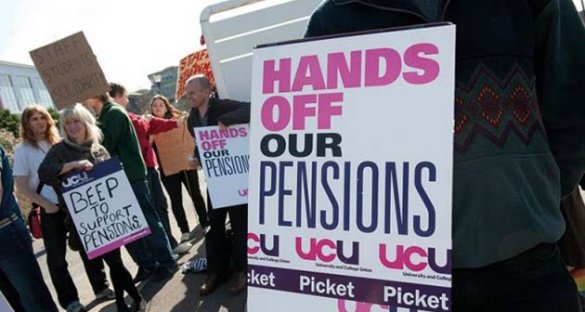 В Великобритании забастовка преподавателей университетов, из-за сокращения пенсий