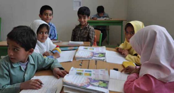 Иран собрался заменить английский язык на русский в системе образования