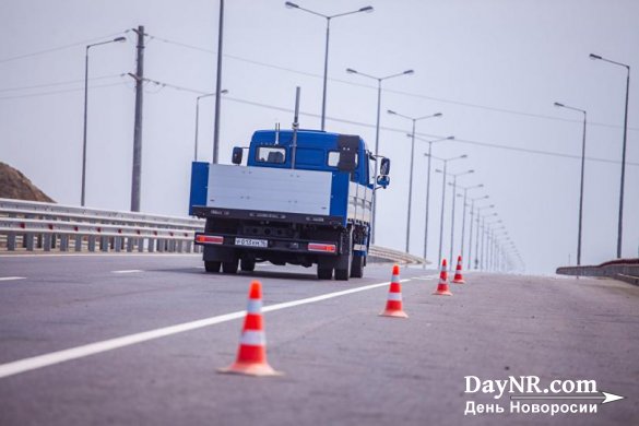 На пути к Крымскому мосту протестировали беспилотные автомобили