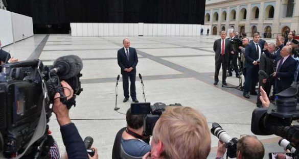 Пресс-подход Путина по итогу «Прямой линии»