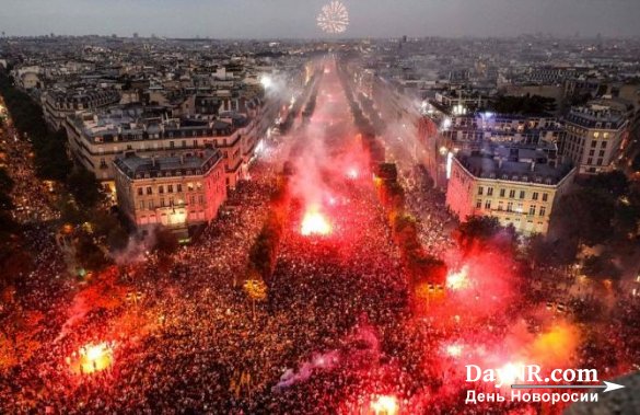Массовые беспорядки и погромы во Франции после победы в ЧМ. Двое погибших
