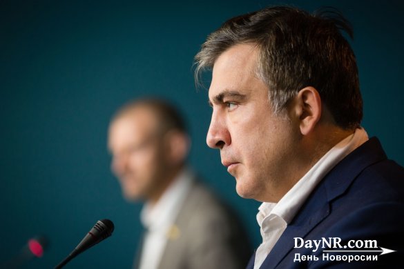Саакашвили порекомендовал Порошенко найти хорошего адвоката