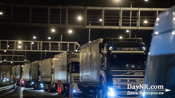 В Крыму оценили запуск движения грузового транспорта по Крымскому мосту