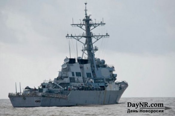Эсминец КНР «подрезал» корабль ВМФ США в Южно-Китайском море