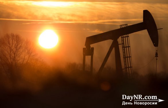 Страны ОПЕК+ договорились о сокращении добычи нефти