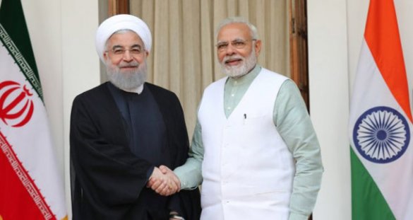 Индия и Иран отказались от доллара и евро при оплате поставок нефти