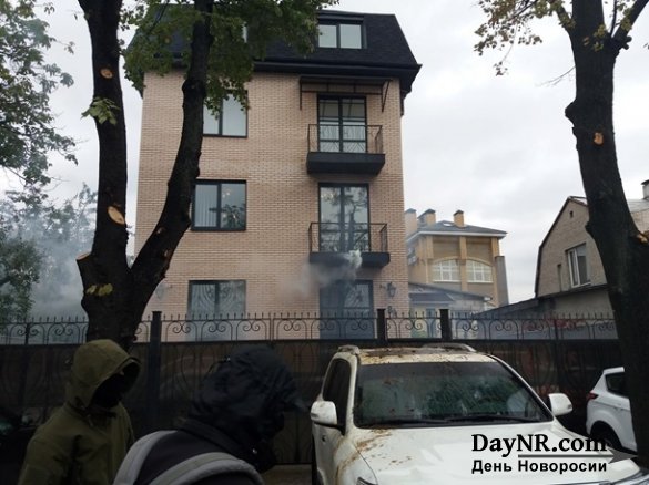В Москве возбудили уголовные дела по нападениям на российских дипломатов на Украине