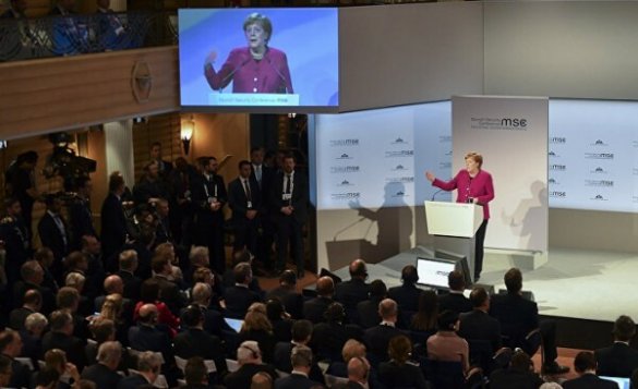 Меркель решила «хлопнуть дверью», а в ответ — овация! Бунт элит?