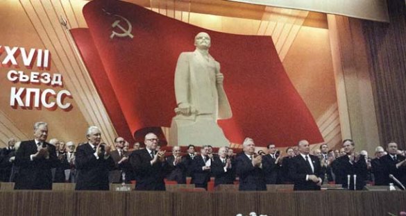 Идеологический крах Советского Союза в лицах и тиража